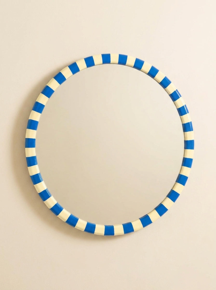 Striped round mirror